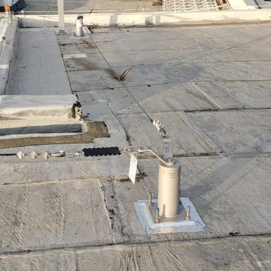 Linha de vida tipo poste